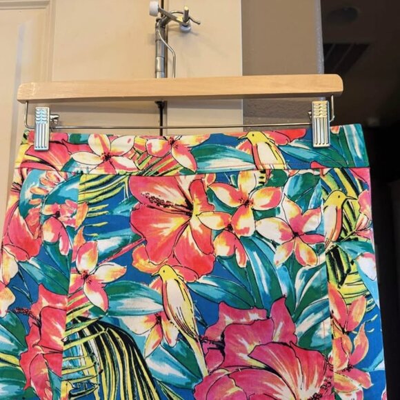 Women’s LOFT Bright Blue, Pink, Yellow Tropical Patterned Pencil Skirt-Size 2 - Picture 9 of 9